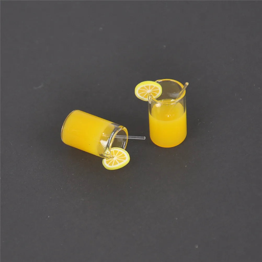 2pcs/lot Mini Resin Lemon Water Cup 1:12 Dollhouse Miniature Doll house Accessories Cups Toy Mini Decoration Gifts