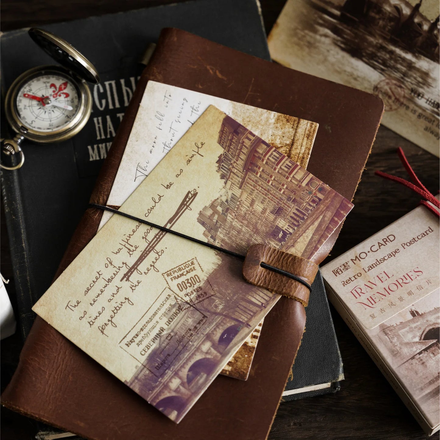 1Style 30Pcs/bag boxed postcard vintage architecture landscape English old newspaper handbook gift card