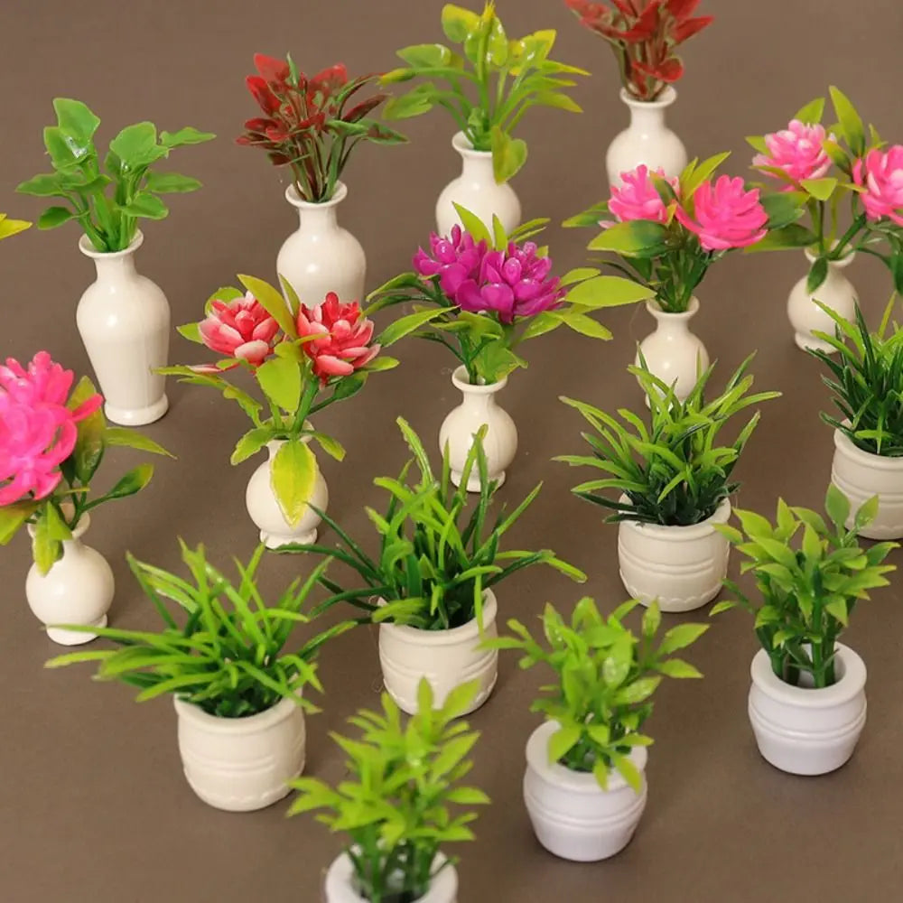 1:12 Dollhouse Mini Plastic Simulation Vase Green Plant Finished Flower Outdoor Doll House Miniature Model Accessories